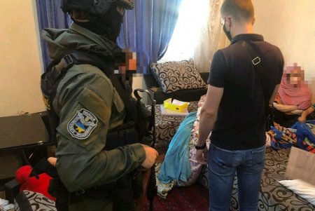 Преступники переправляли из Одесской области мигрантов в страны Евросоюза за 16 тысяч евро (фото, видео)