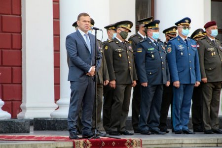 Торжества по случаю Дня Государственного флага в Одессе продолжились на Думской площади и Потемкинской лестнице (фото, видео)