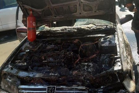 На Академика Заболотного горело авто, в котором могла взорваться газовая установка