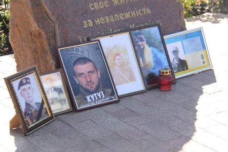 Одесса чтит погибших защитников за независимость и суверенитет Украины (фото)