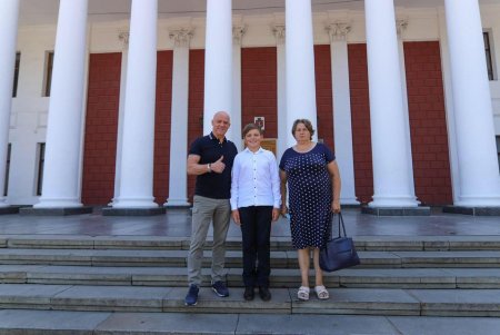 Мэр Одессы провел экскурсию по городу 12-летнему Максиму Ткачуку, которому аннулировали заявку в национальном отборе на детское «Евровидение»
