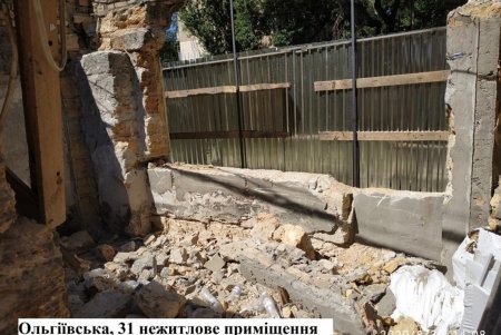 Районы города очищают от объектов самовольного строительства: за неделю обнаружено 20 строений (фото)