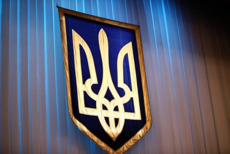Мэр вручил почетные награды девятерым одесситам за вклад в развитие города (фото)
