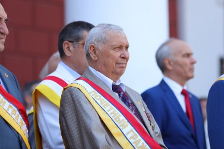 День города: на Думской площади торжественно подняли флаг Одессы (фоторепортаж)