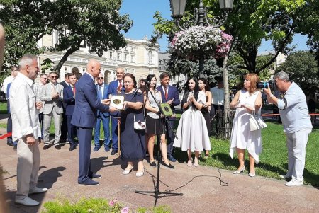 На Аллее звезд появились пять новых табличек (фото)