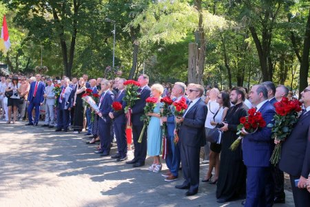 В Преображенском парке открыли Мемориальный музей-стену (фоторепортаж)