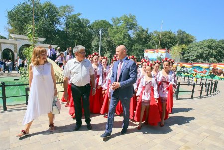 Мавританский стиль: горожанам представили новый вход в Одесский зоопарк (фоторепортаж)