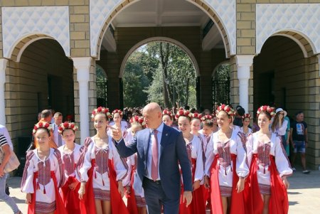 Мавританский стиль: горожанам представили новый вход в Одесский зоопарк (фоторепортаж)