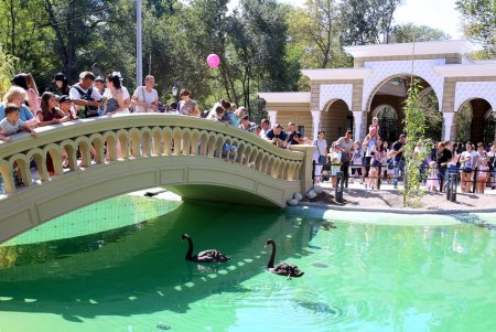 Мавританский стиль: горожанам представили новый вход в Одесский зоопарк (фоторепортаж)