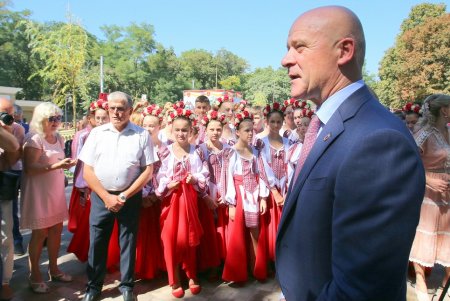 Мавританский стиль: горожанам представили новый вход в Одесский зоопарк (фоторепортаж)