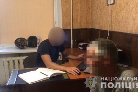 У сотрудника кафе на поселке Котовского вор-рецидивист украл мобильный телефон (фото, видео)