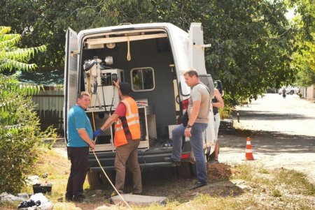 На улице в Малиновском районе заменили канализационные трубы по инновационной немецкой технологии (фото)