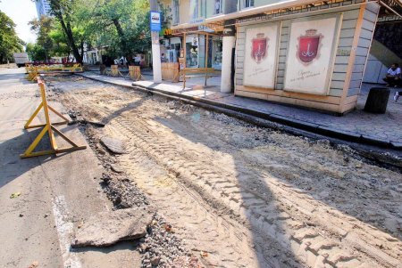 Ремонт теплотрассы на Канатной (фоторепортаж)