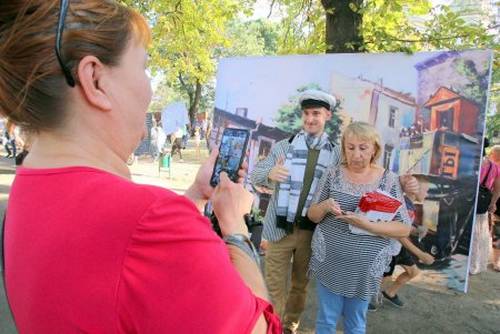 Алексеевский сквер в ближайшее время преобразится (фоторепортаж)