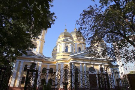 Алексеевский сквер в ближайшее время преобразится (фоторепортаж)