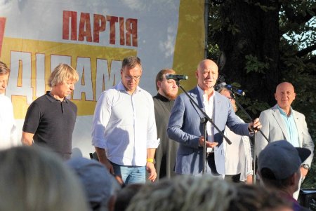 Алексеевский сквер в ближайшее время преобразится (фоторепортаж)
