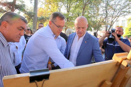 Алексеевский сквер в ближайшее время преобразится (фоторепортаж)