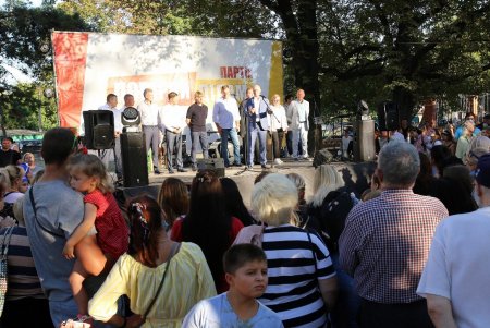 Алексеевский сквер в ближайшее время преобразится (фоторепортаж)