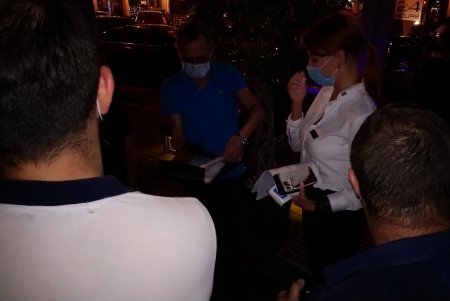 Владельцам пяти кафе в центре Одессы грозит штраф за нарушение карантинных норм