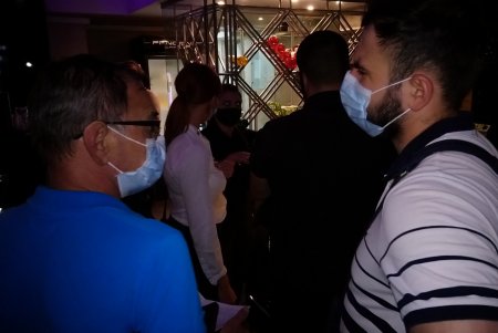 Владельцам пяти кафе в центре Одессы грозит штраф за нарушение карантинных норм