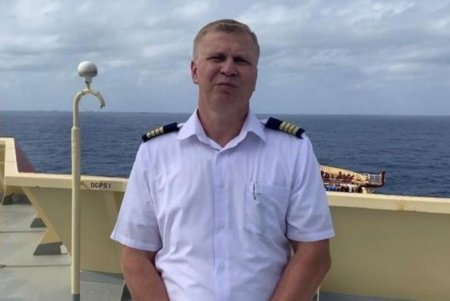 Судно не может сдвинуться с места: капитан из Одессы спас 27 мигрантов в Средиземном море, но теперь ни одно государство не хочет их принимать (фото)