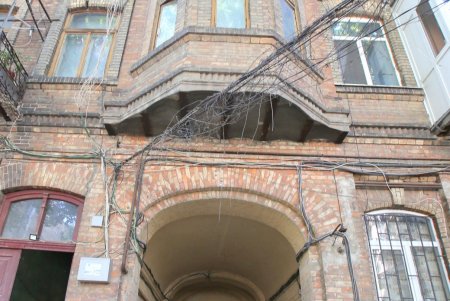 Улица Садовая: сегодня уже без садов, зато с отреставрированными историческими зданиями (фоторепортаж)