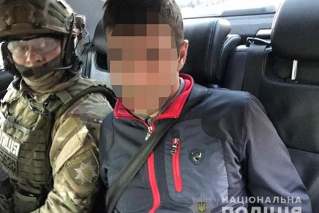Четверых рецидивистов, которые связывали и пытали людей, задержали в Одессе (фото, видео)