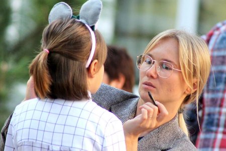 В одесском лицее № 81 стартовал ежегодный осенний бал (фото)
