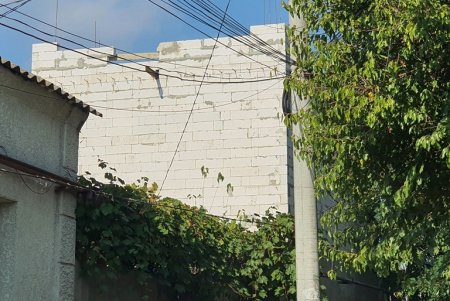 Около 30 незаконных строек ГАСК обнаружил в городе на минувшей неделе (фото)