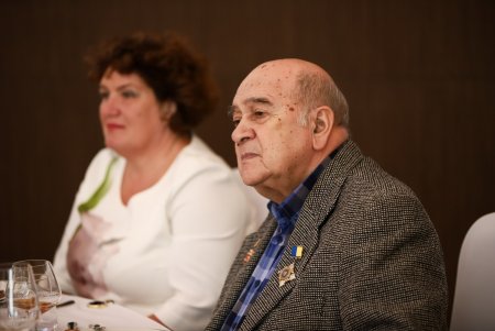 День учителя: одесским педагогам вручили почетные награды (фоторепортаж)