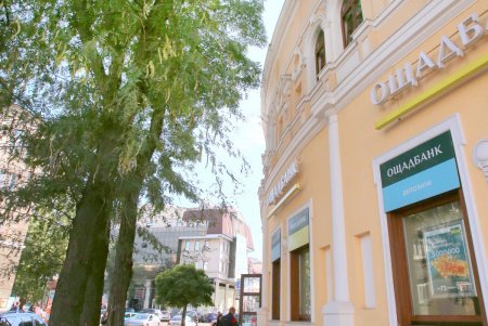 Греческая площадь – одна из центральных и самых узнаваемых в Одессе (фоторепортаж)