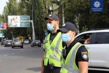 Полиция провела на улицах города рейд по выявлению авто с 3D-номерами, за которые грозит штраф (фото)