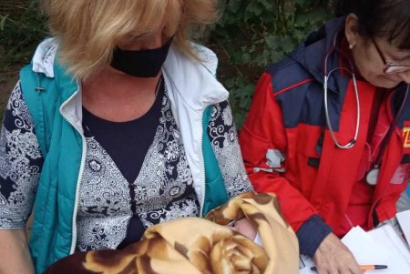 Горы мусора и тараканы: у недобросовестной матери забрали новорожденного ребенка (фото)