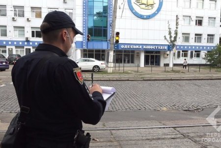 Региональные патрульные совместно с чиновниками проверяют качество дорог (фото)
