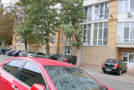Улица Говорова – одна из самых густонаселенных в городе (фоторепортаж)