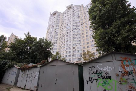 Улица Говорова – одна из самых густонаселенных в городе (фоторепортаж)