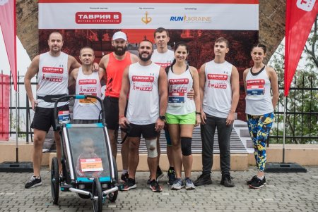 Участники юбилейного полумарафона «5th Tavria V Odesa Half Marathon - 2020» получили памятные медали (фото)