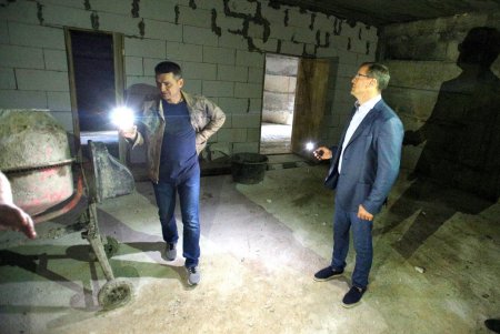Строительство Центра админуслуг в Малиновском районе (фоторепортаж)
