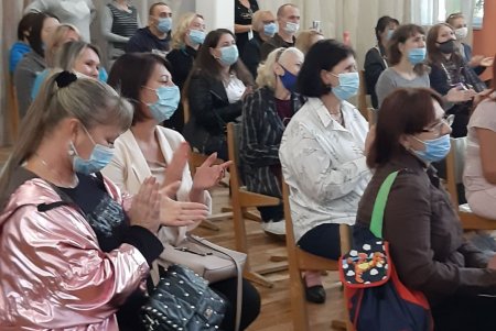 Детские сады, школы, жилье и социальные программы: мэр Одессы обсудил с городскими организациями многодетных семей важные для них темы