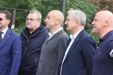 Торжественное открытие интерактивной композиции «Звуки Одессы» в Горсаду (фоторепортаж)