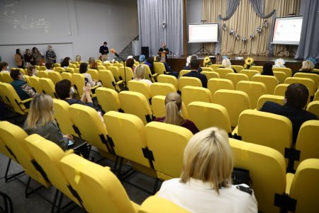Встречей педагогов в Приморском районе завершился недельный Открытый образовательный форум (фото)