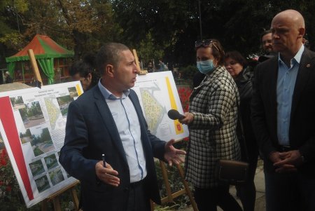 Одесситам презентовали проект благоустройства Прохоровского сквера, где будет расположен новый музей Холокоста (фото)