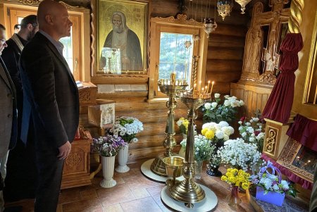 Мэр Одессы и его команда отстояли молебен в Свято-Иверском монастыре (фото)