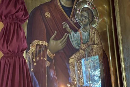 Мэр Одессы и его команда отстояли молебен в Свято-Иверском монастыре (фото)