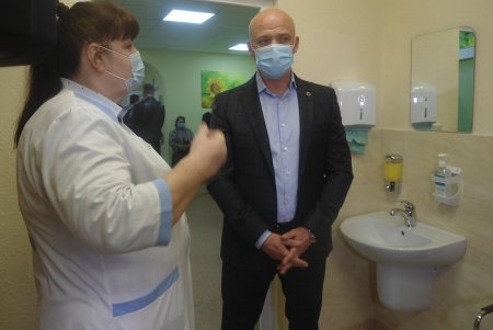 С современными маммографами и УЗИ-аппаратом: на Зоопарковой открыли Центр здоровья семьи (фото)