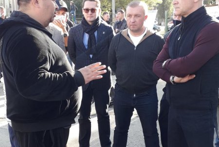 «Мы сделаем эту площадку многофункциональной» - Геннадий Труханов о создании скейт-парка в Киевском районе (фото)