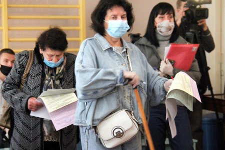 В Одессе проходят местные выборы (фоторепортаж)