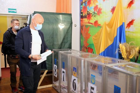 В Одессе проходят местные выборы (фоторепортаж)
