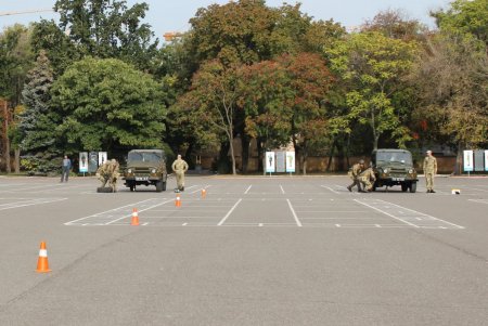 В Одесской военной академии отпраздновали день автомобилиста (фото) 