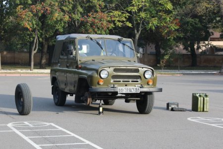 В Одесской военной академии отпраздновали день автомобилиста (фото) 